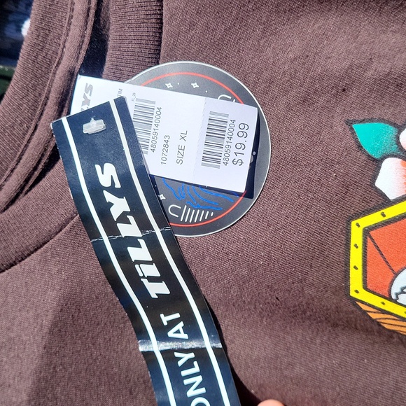 Last Call Co. Brown Graphic T-shirt (XL) - Picture 2 of 5